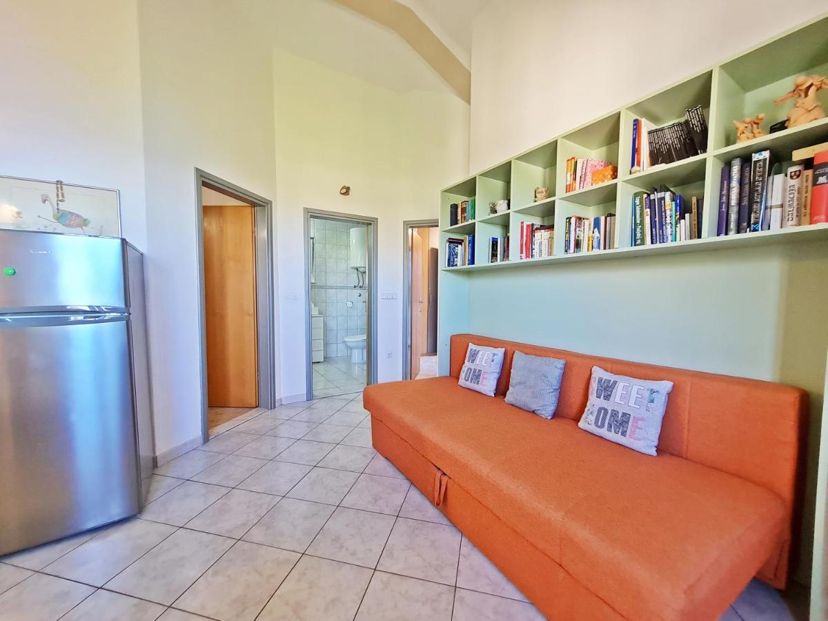 אומיס Apartment Ivana Borak מראה חיצוני תמונה